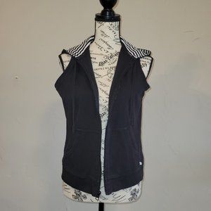 Liz Claiborne Sleeveless Zippered Sport Hoodie, Petite Medium